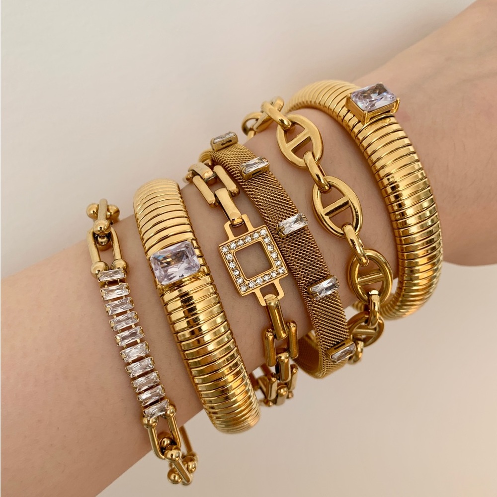 18k Gold Plated Bracelet/Bangle - Crystal💎 - Picture 2 of 5
